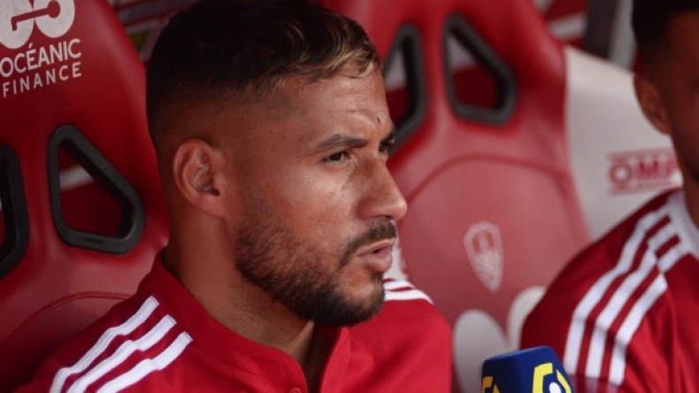 سقوط حُـرّ لجزائريي الدوري الفرنسي