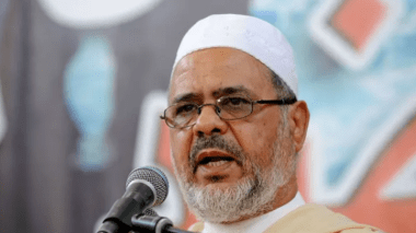 Le prédicateur du Makhzen appelle a ramper sur Tindouf!