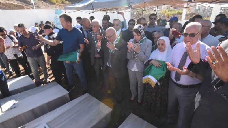 إعادة دفن رفات 20 شهيدا بولاية سكيكدة