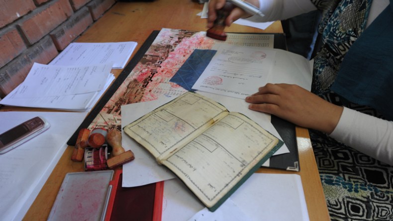 وزارة الداخلية: مواصفات جديدة لمطبوع شهادة الميلاد الخاصة