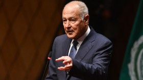 أبو الغيط ينفي تأجيل موعد القمة العربية بالجزائر