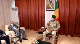 الرئيس تبون يبعث برسالة إلى رئيس دولة مالي