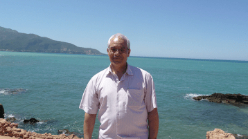 الأستاذ يوسف عتيق… يغادرنا!