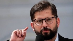 درسٌ من رئيس الشيلي!