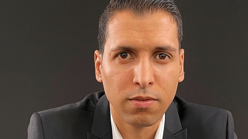 مطمور يلتحق بالطاقم الفني لمنتخب المحليين