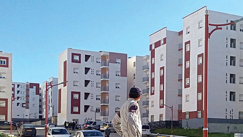 … لجان تفتيش لسكنات ”عدل”