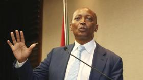 مؤتمر صحفي لِرئيس “الكاف” بِالجزائر