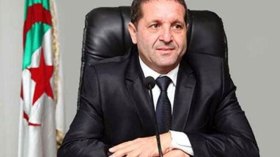 عمارنة يشدد على تجسيد مطالب أساتذة الجامعات