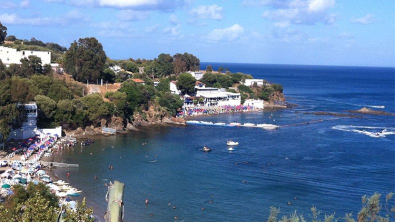 اكتساح ليبي – تونسي لشواطئ وأسواق عنابة