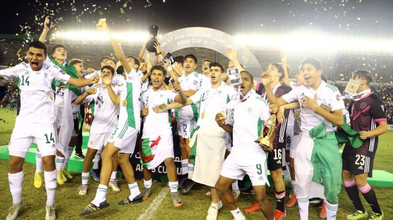 الرئيس تبون مهنئا أشبال الخضر: كنتم أسودا في الميدان