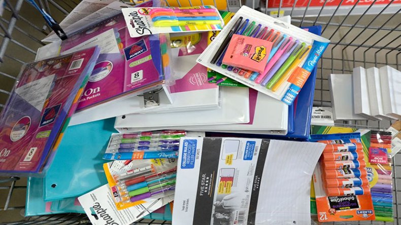 الدخول المدرسي “يحرج” الجمعيات الخيرية!