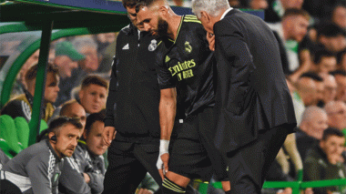 “Si Benzema ne joue pas le derby, il n’ira pas en équipe de France”, prévient  Ancelotti