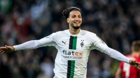 بِالفيديو: بن سبعيني يُسجّل أهدافا تمرّن عليها في التدريبات