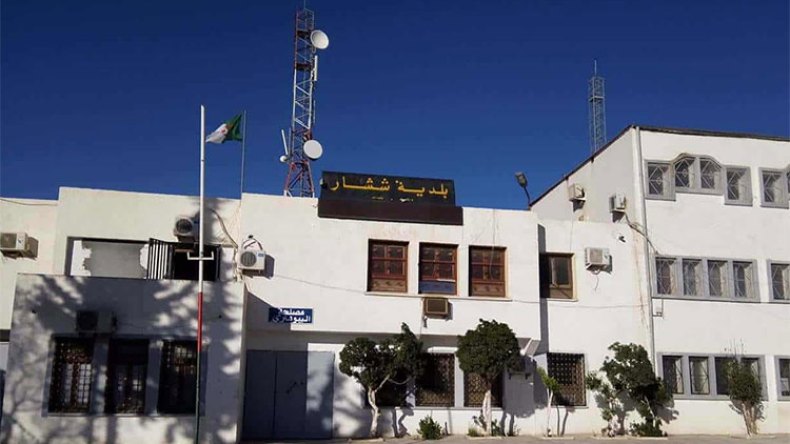 لصوص يسطون على مزارع ويعتدون على مواطن بخنشلة