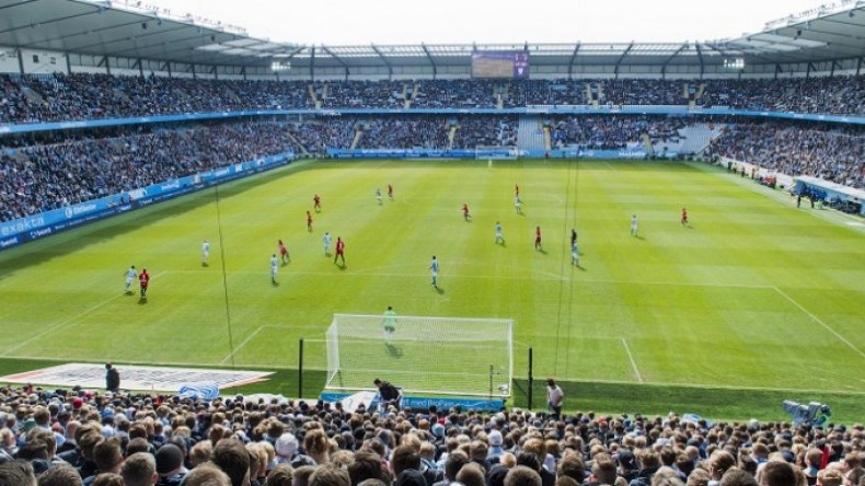 السويد لم تفزْ في المقابلات الخمس الأخيرة وسرّار الوحيد الذي سجّل هدفا