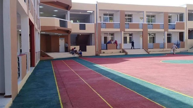 أجهزة كمبيوتر مكدسة بمدارس في العاصمة تنتظر الاستغلال