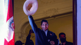 رئيس بيرو ينسف إدعاءات المخزن.. والقادم أعظم