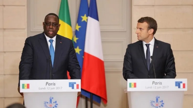 VIDEO: “Allo Macky, tu es où?”..Le président de l’UA voulait-il bouder la réunion de Macron?