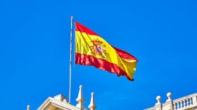 أرباب العمل الإسبان يشتكون من أضرار الأزمة مع الجزائر