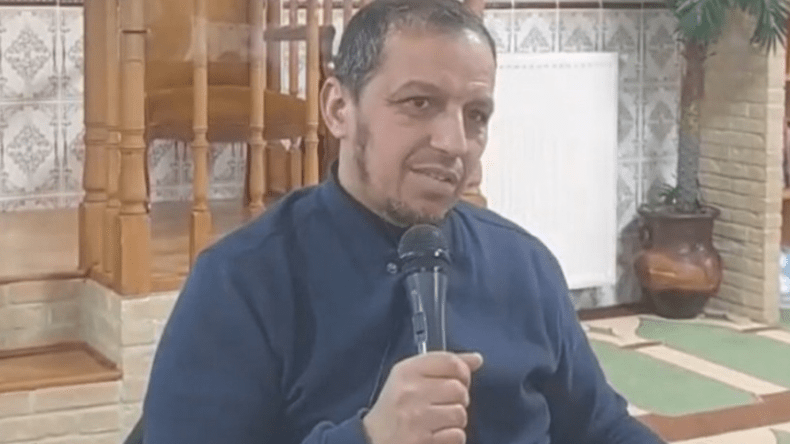 استعدادا لترحيله من بلجيكا.. قرار جديد في حق الإمام المغربي إيكويسن