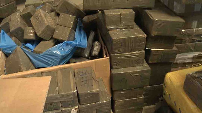 حجز كميات معتبرة من المخدرات عبر الحدود مع المغرب