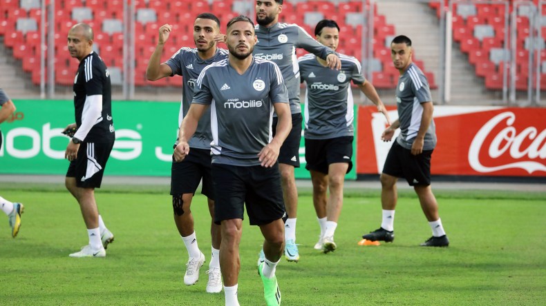 هل سيشاهد أنصار الخضر وجها جديدا لرفقاء رياض محرز؟