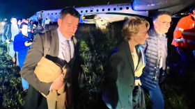 Avion sorti de piste a Orly: Une ministre française a bord