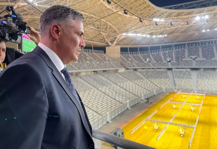 Le ministre de l’habitat annonce la réalisation de 4 nouveaux stades aux normes internationales