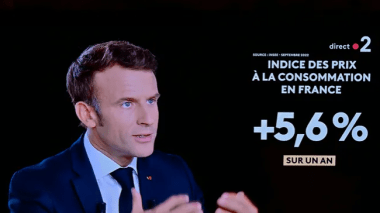 Immigration: Macron veut « durcir » les règles pour les étrangers
