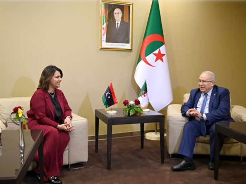 Sommet arabe d’Alger: Lamamra s’entretient avec ses homologues libyenne, palestinien, libanais et comorien