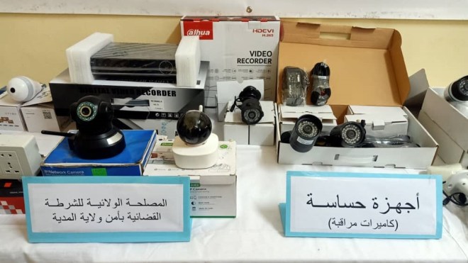بالصور.. ضبط أجهزة تجسس مهربة بالمدية