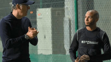 Après avoir entraîné Brahimi, Laurent Blanc nouveau coach de Aouar