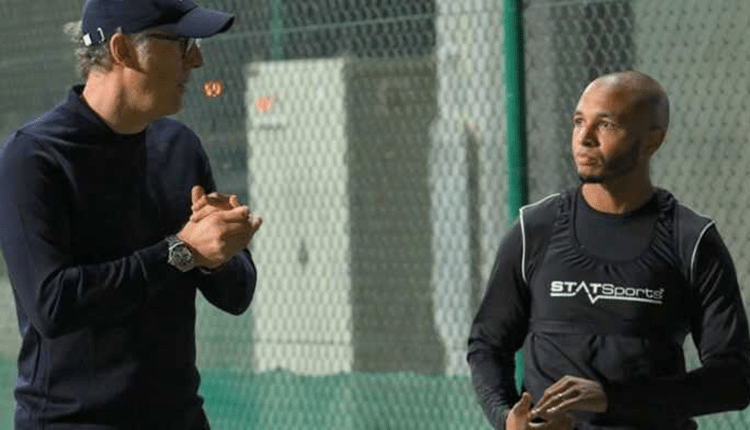 Après avoir entraîné Brahimi, Laurent Blanc nouveau coach de Aouar