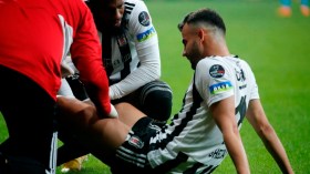 غزال يُصاب ويخرج قبل نهاية الشوط الأوّل