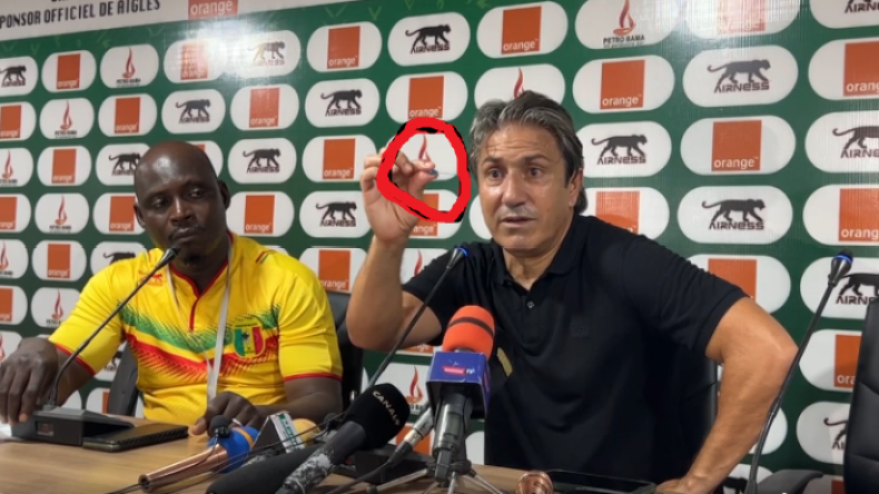 مدرب بلوزداد: لاعبو جوليبا المالي ثبّتوا إبرًا حادّة في أحذيتهم!