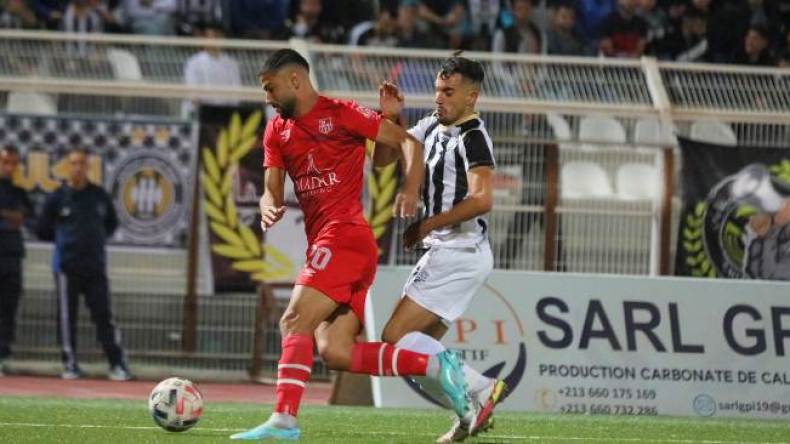 منع عرض أشرطة الفيديو عن مقابلات البطولة في مواقع التواصل