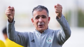 مدرب الأواسط يُحمّل لاعبيه مسؤولية الأداء الباهت أمام ليبيا