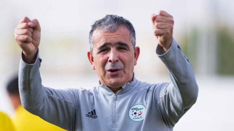 مدرب الأواسط يُحمّل لاعبيه مسؤولية الأداء الباهت أمام ليبيا