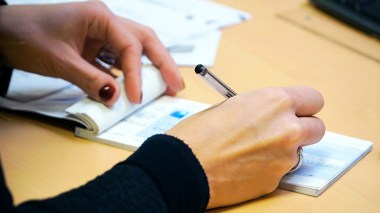 Algeria Banking: “Check And Written Means Instead Of Bag Of Money, Starting From January 2023”