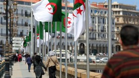 خبراء وقانونيون لتفكيك “شيفرات” بيان السياسة العامة