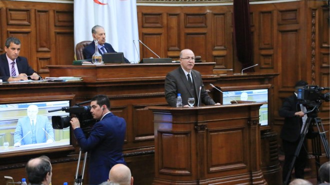 الوزير الأول 2023 ستكون سنة الإقلاع الإقتصادي بإمتياز