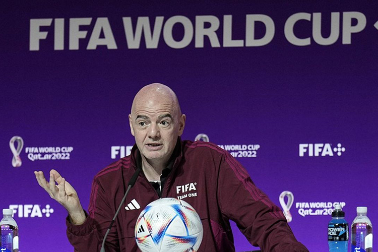 Hypocrisie: Infantino “dézingue” les Européens et défend le Qatar