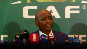 نشجّع الجزائر على احتضان “الكان”