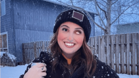 فتاة أمريكية استبدلت عينها اليمنى بما يشبه”جوهرة”..ما السبب؟