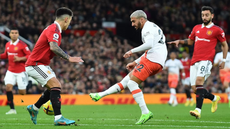 نجم إنجليزي سابق يشيد ببن رحمة ومدافع إيطالي يعترف بمهاراته