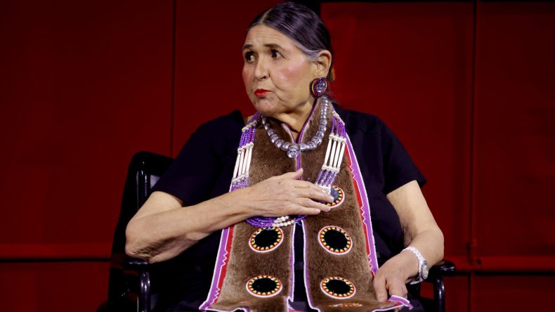 وفاة ممثلة أمريكية بعد أسبوعين من اعتذار أكاديمية “الأوسكار” لها