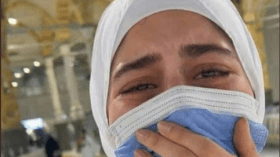 صورة لشابة مصابة بالسرطان تحصد آلاف المشاركات.. ما حقيقتها؟