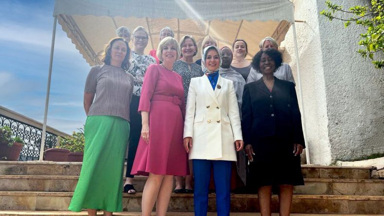 انضمام 3 نساء لنادي السفيرات العاملات بالجزائر