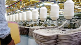 وزارة الصناعة تفتح ورشة تطوير صناعات النسيج والجلود