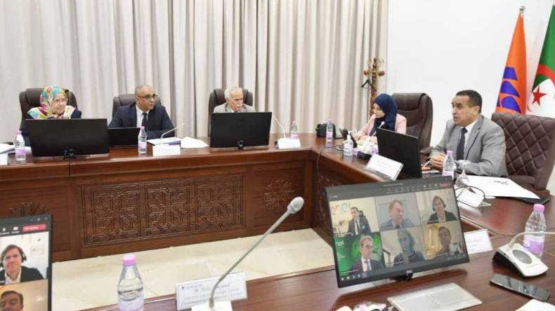 الجزائر وايطاليا يحضران لاتفاقيات في 5 مجالات طاقوية